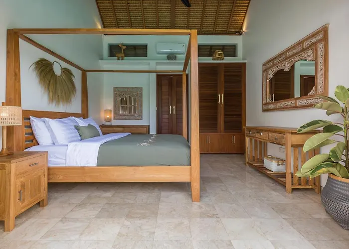 5 Bedrooms 400m Berawa 12m Pool !
