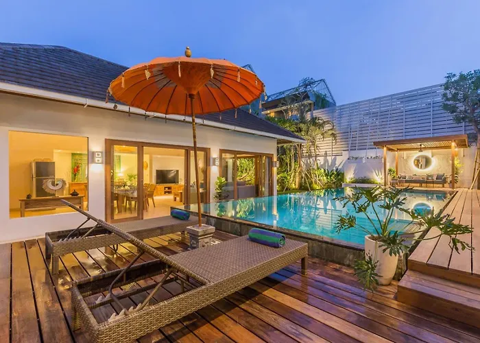 5 Bedrooms 400m Berawa 12m Pool ! 度假居