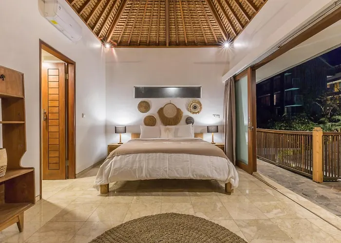 5 Bedrooms 400m Berawa 12m Pool ! 坎古